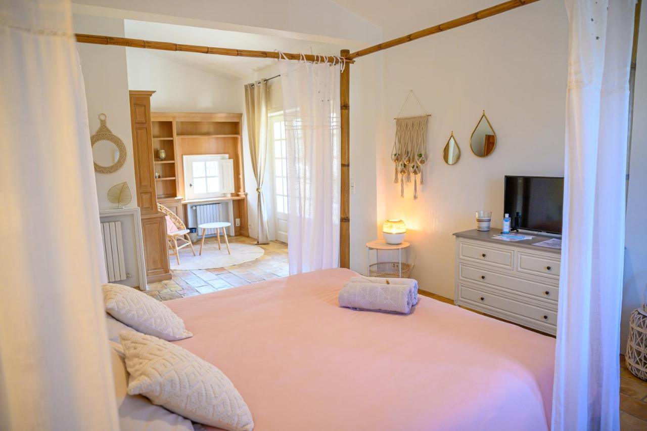 Le Mas De La Source Bed and Breakfast Mougins Esterno foto