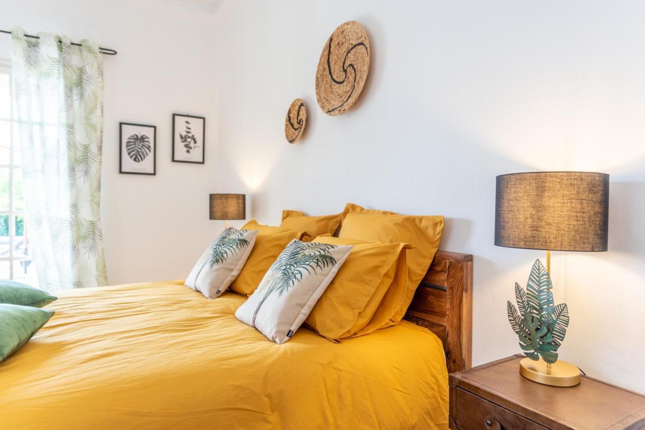 Le Mas De La Source Bed and Breakfast Mougins Esterno foto