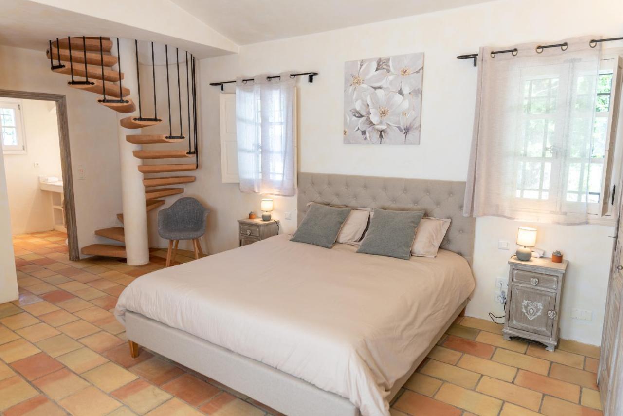 Le Mas De La Source Bed and Breakfast Mougins Esterno foto