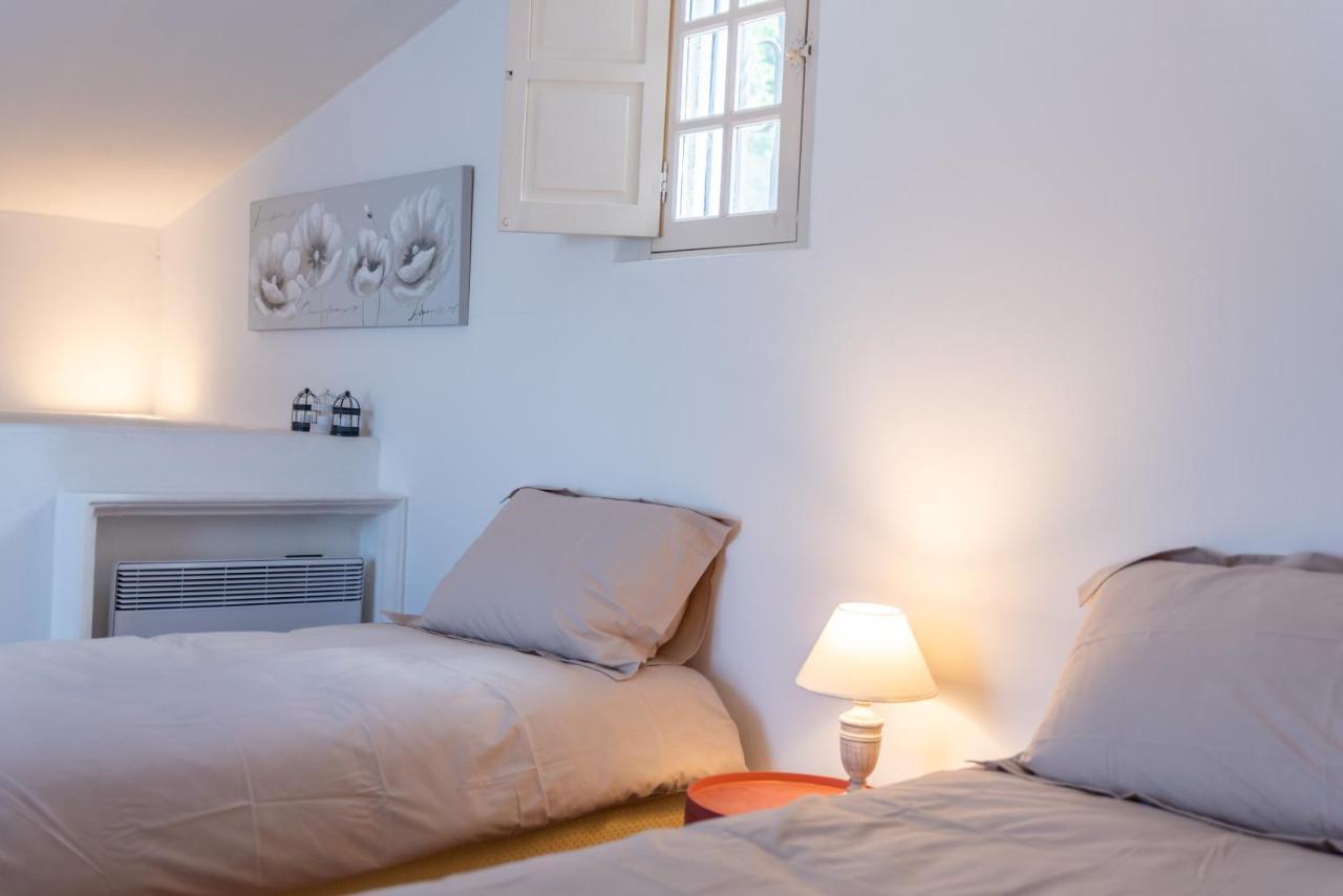 Le Mas De La Source Bed and Breakfast Mougins Esterno foto