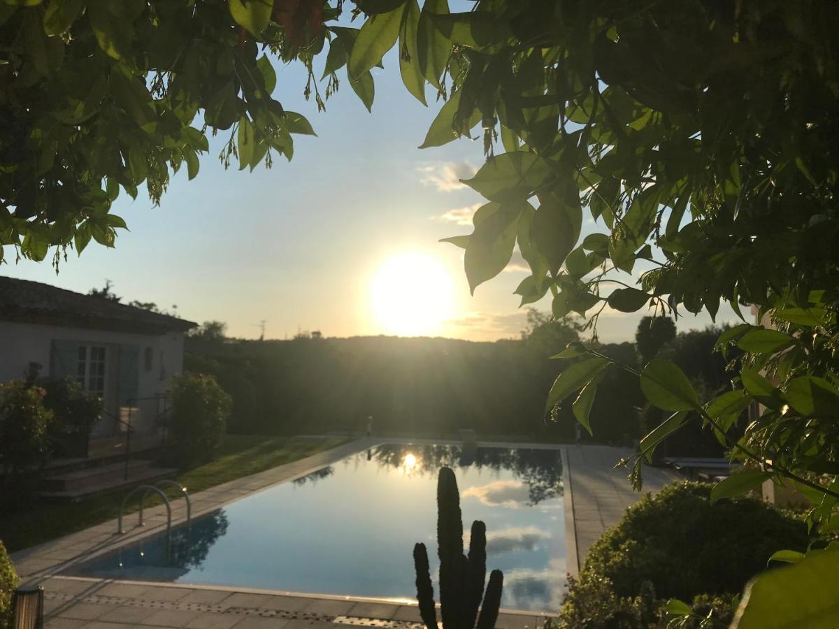 Le Mas De La Source Bed and Breakfast Mougins Esterno foto